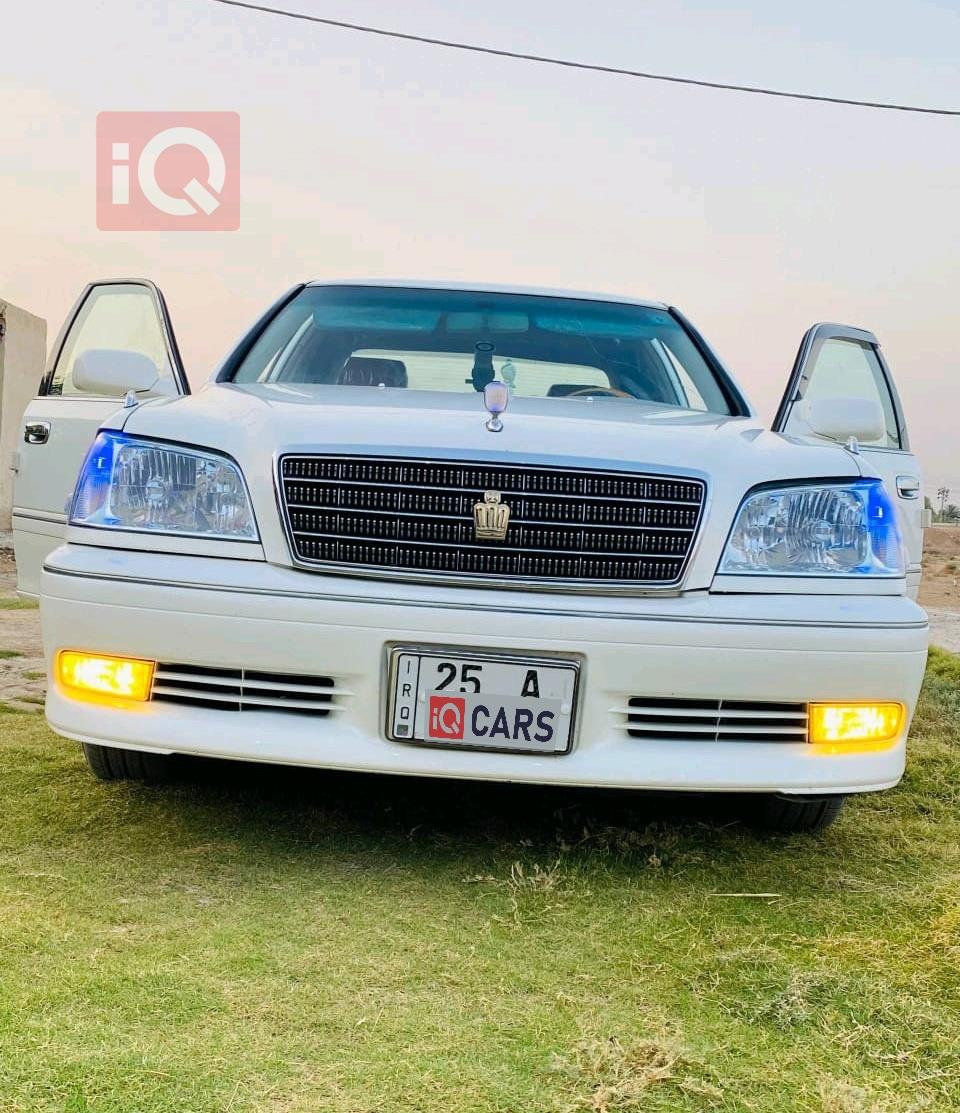 تويوتا كراون